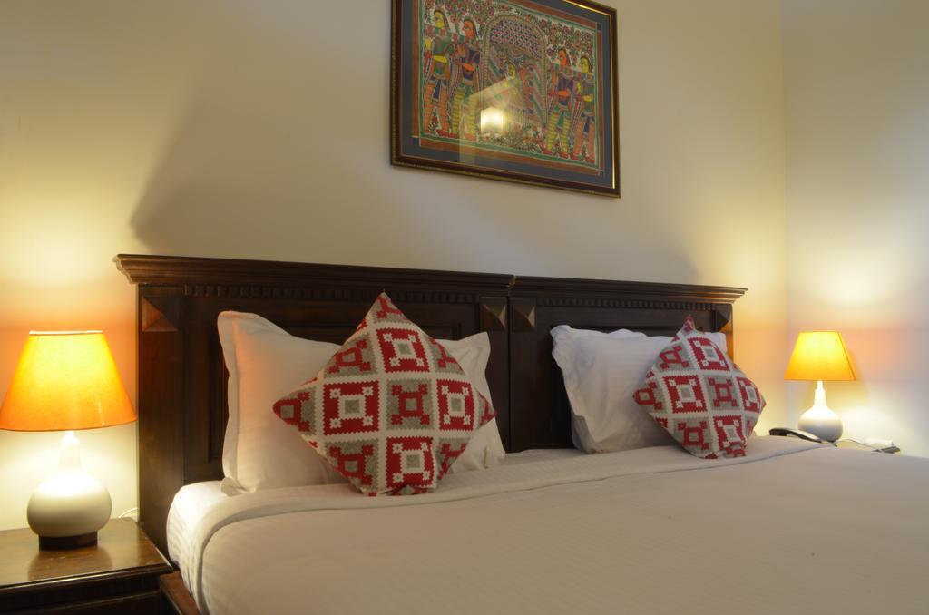 Luxtay Suites Бангалор Номер фото
